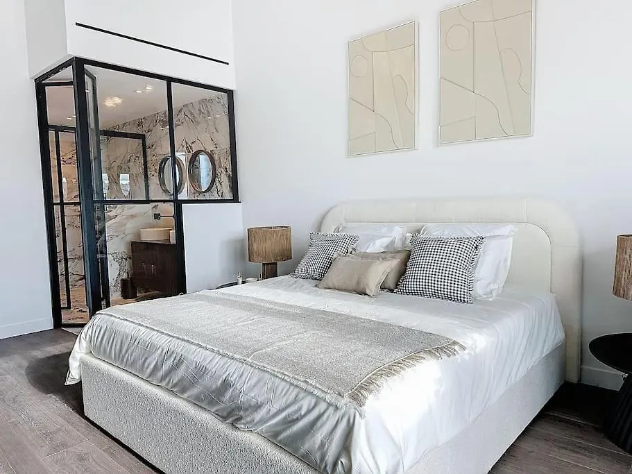 79M2 Penthouse, Palais Et Plages A 400M & 5Mn Cannes 0*,  Francia