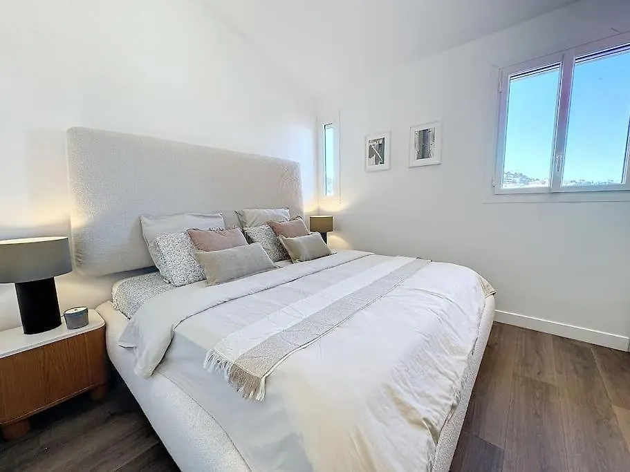 79M2 Penthouse, Palais Et Plages A 400M & 5Mn Cannes